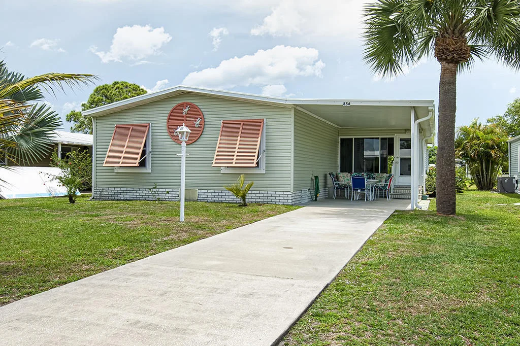 Photo of 856 Waterway Dr Drive