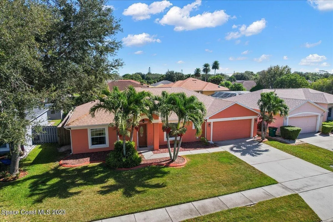 Photo of 765 Triple Crown Lane
