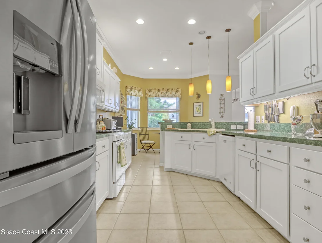 Photo of 904 Suntree Woods Drive