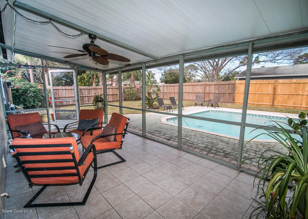Photo of 1088 Hermosa Drive