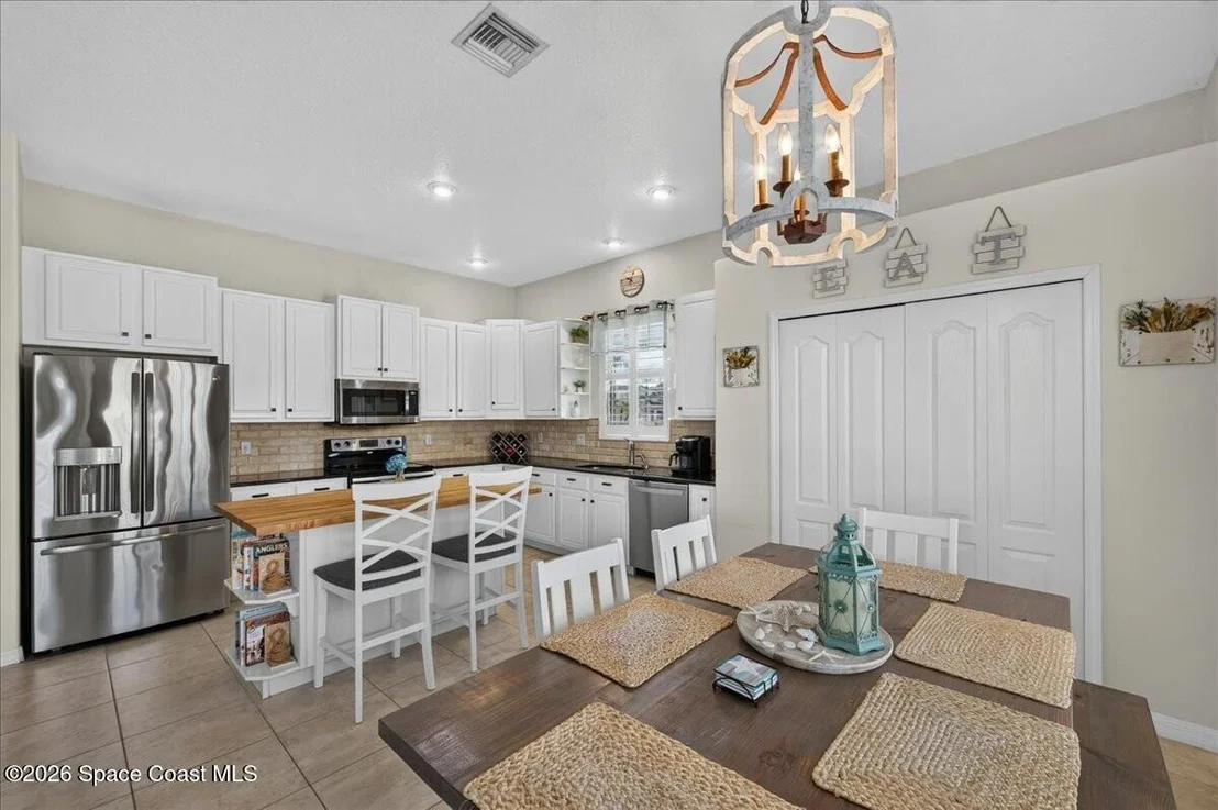 Photo of 1880 Thesy Drive