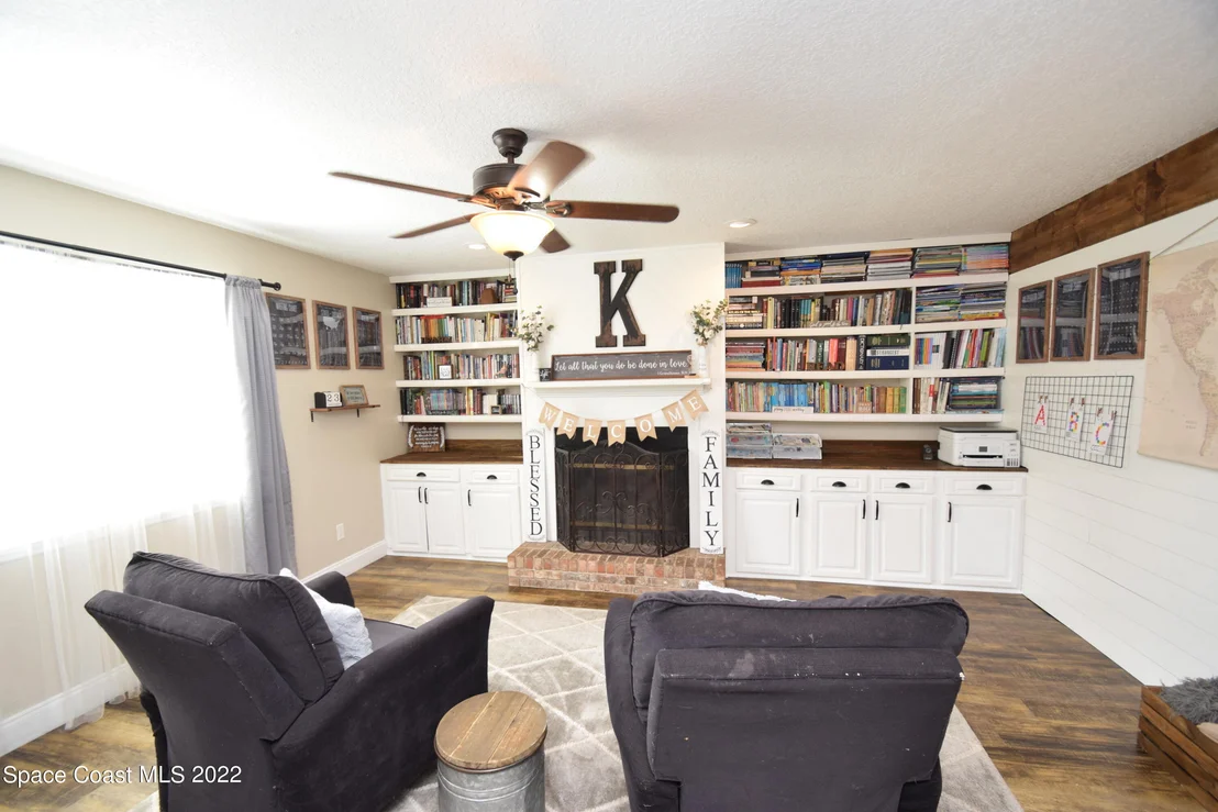 Photo of 1775 Grant Road