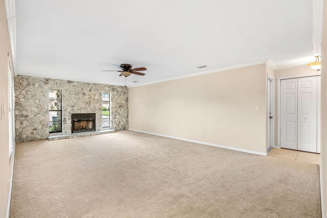 Photo of 1645 Figtree Drive