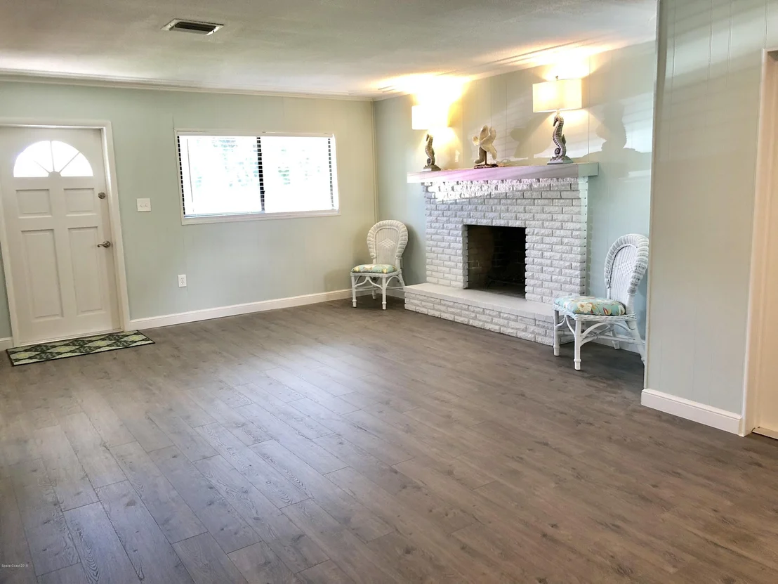 Photo of 1240 Thor Avenue