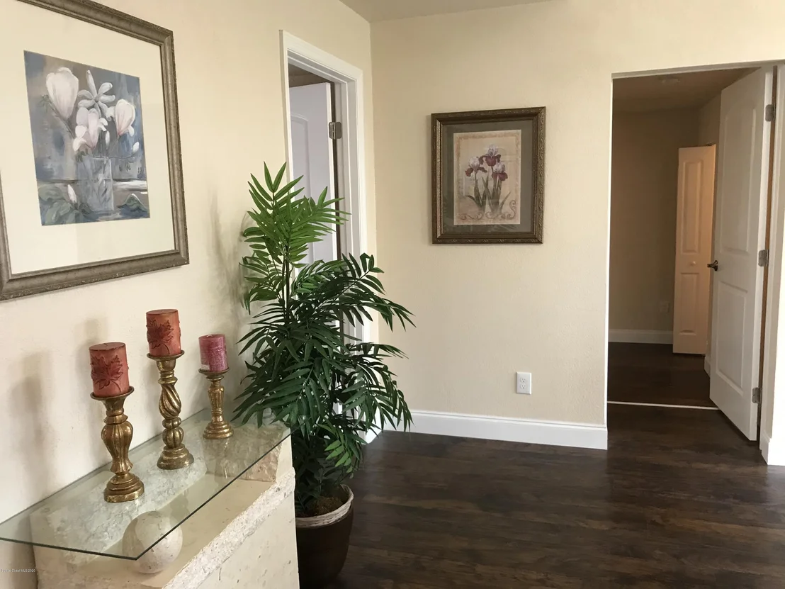 Photo of 3201 Ideal Avenue NE