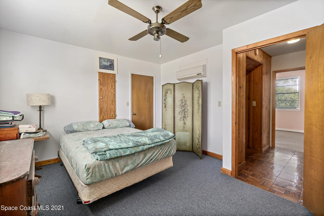 Photo of 4670 Robert Street
