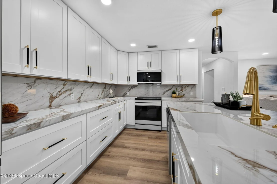 Photo of 3480 Milwaukee Avenue