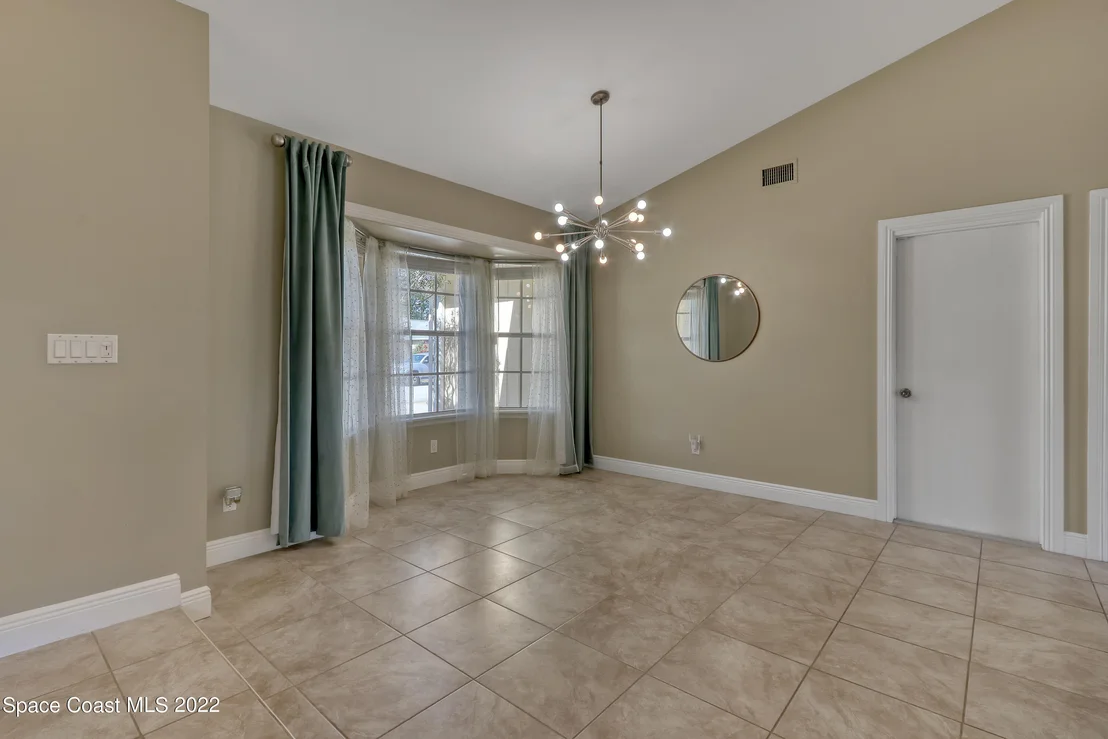 Photo of 4361 Silver Lake Drive
