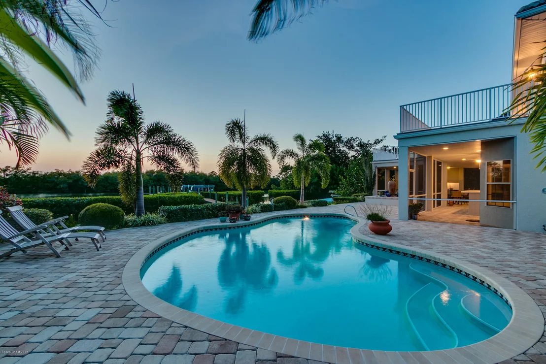 Photo of 298 Lanternback Island Drive