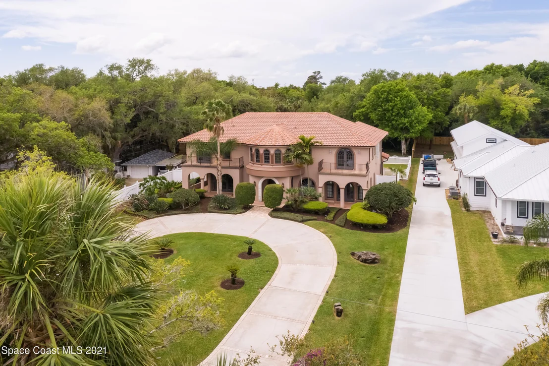 Photo of 2001 Rockledge Drive