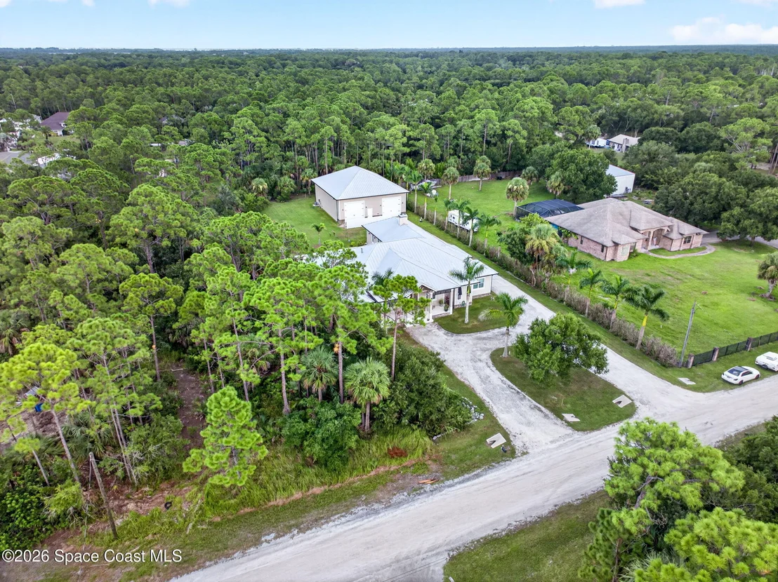 Photo of 3865 Reynolds Road