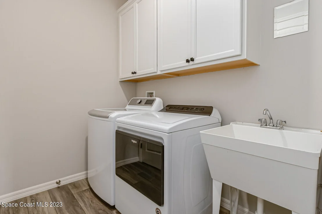 Photo of 8512 Laguna Circle