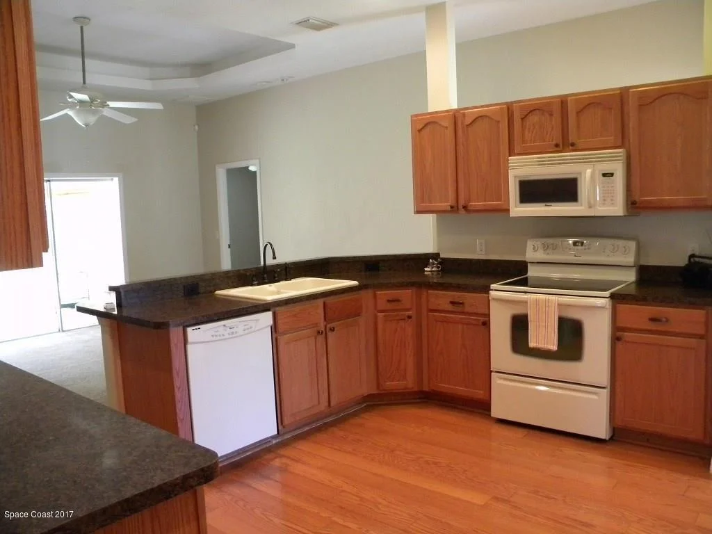 Photo of 9560 Riverview Drive