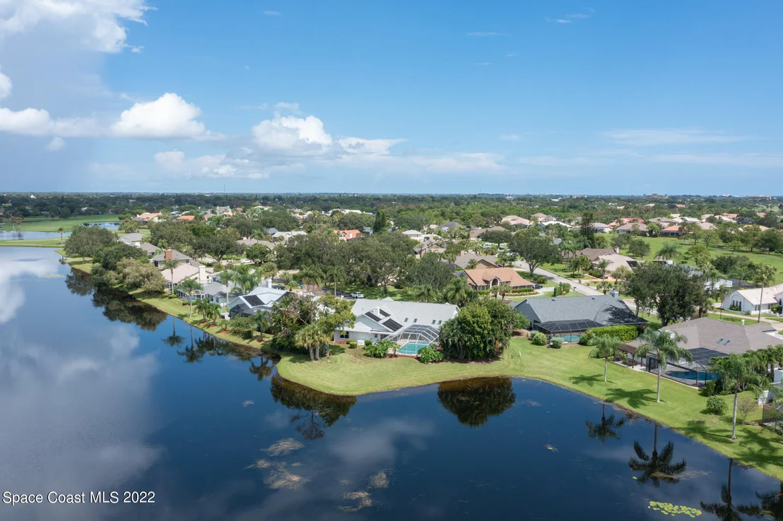 Photo of 686 Rossmoor Circle