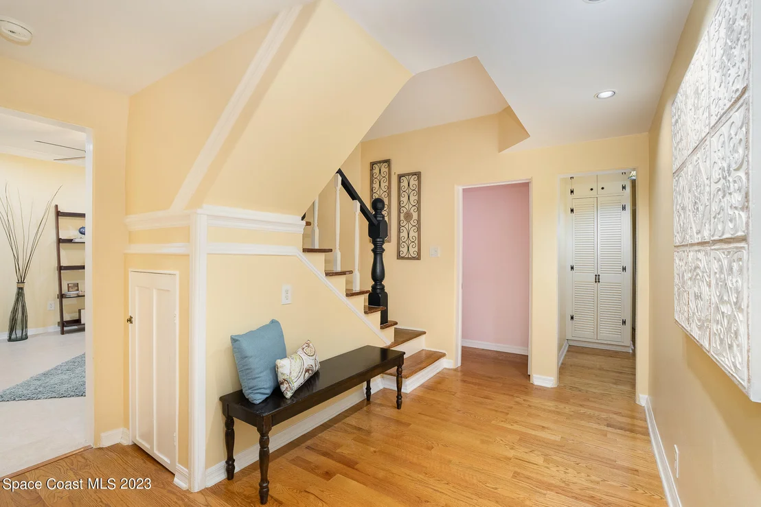 Photo of 1321 Pineapple Avenue