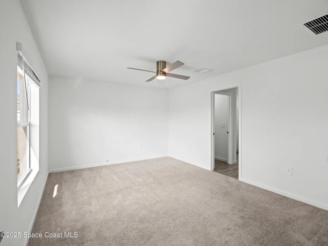 Photo of 1668 Colebrook Circle SW