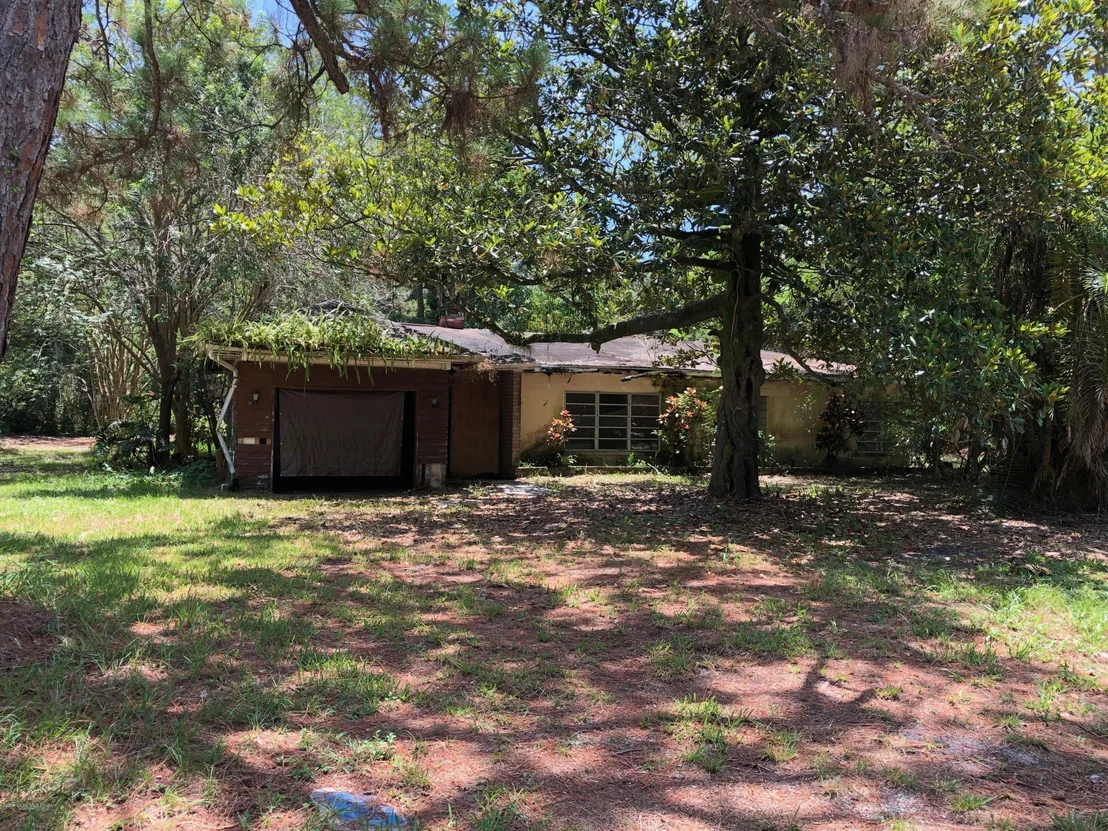Photo of 654 West Pine Road