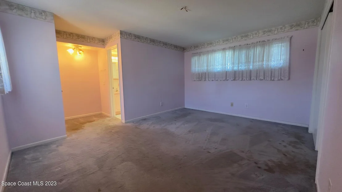 Photo of 1036 Fairway Lane