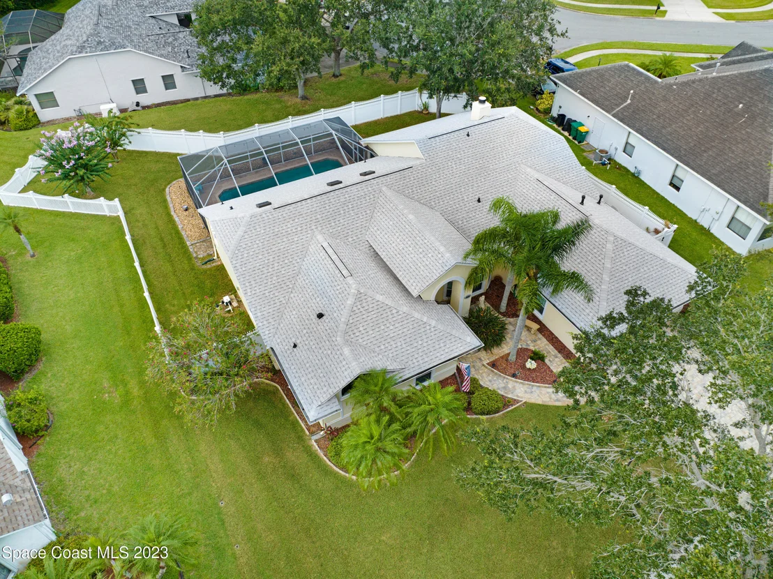 Photo of 3650 Bluefield Avenue