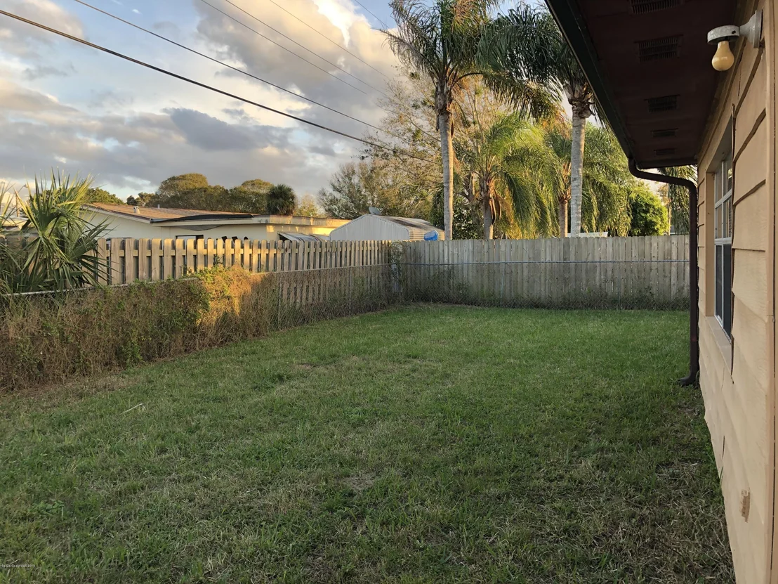 Photo of 787 Chickasaw Avenue