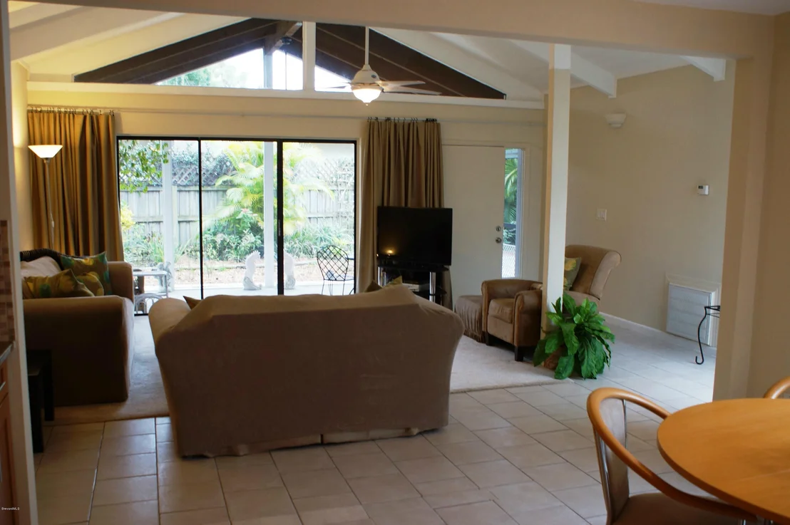 Photo of 265 Bayhead Drive