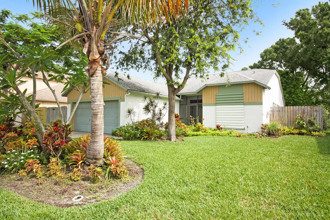 Photo of 1679 Clover Circle