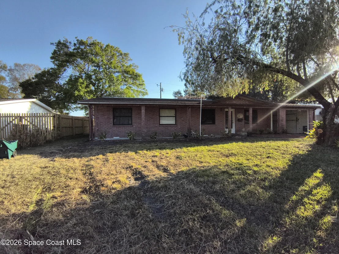 Photo of 2441 Lorna Drive