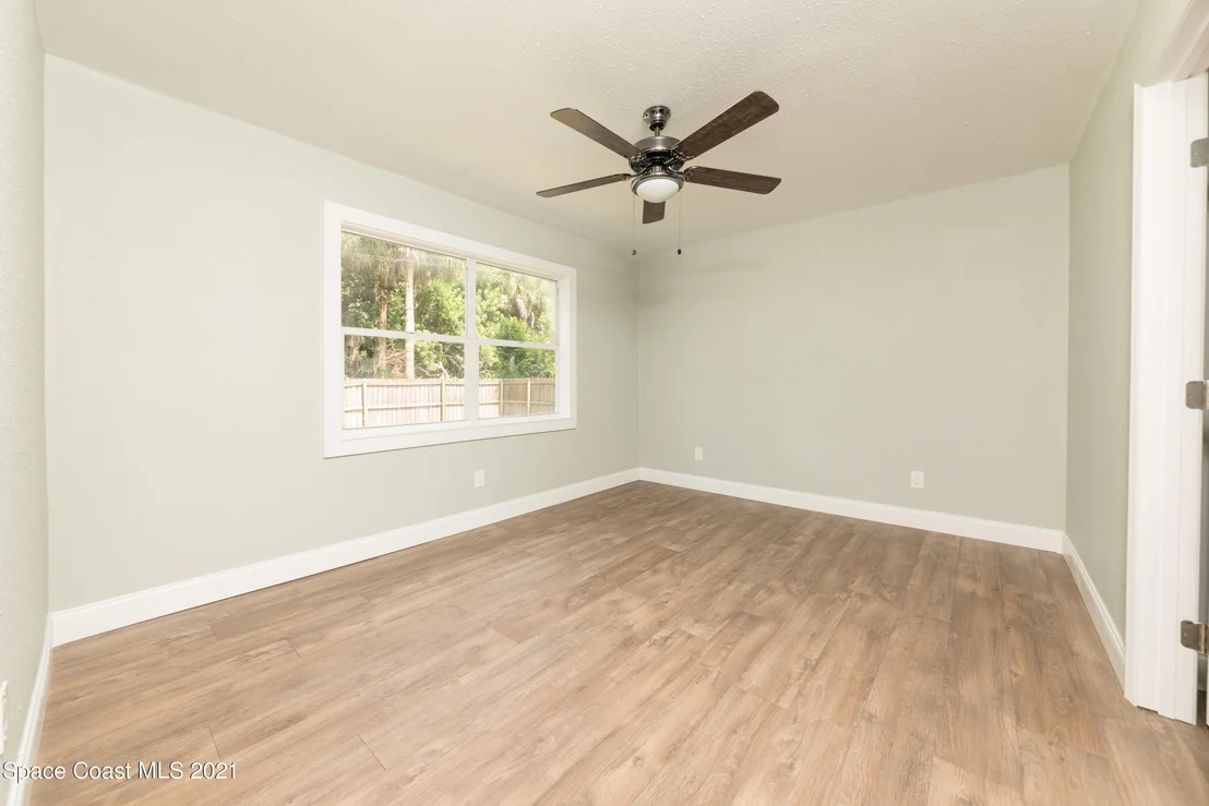 Photo of 974 Santa Rosa Drive