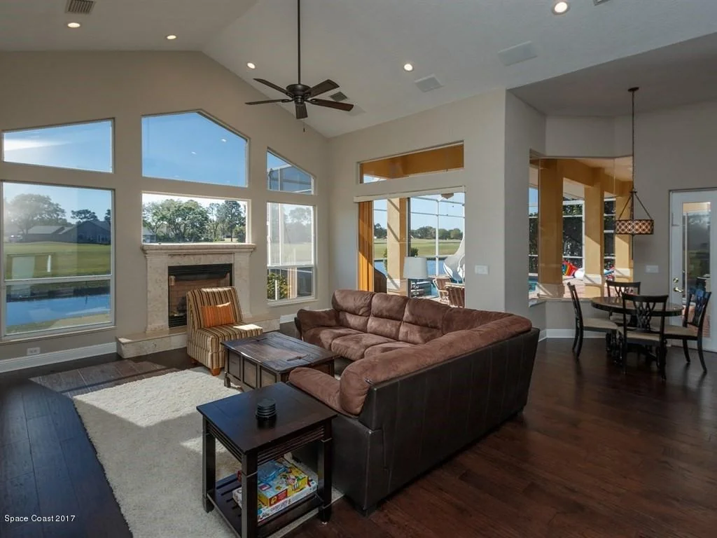 Photo of 705 Palmer Way