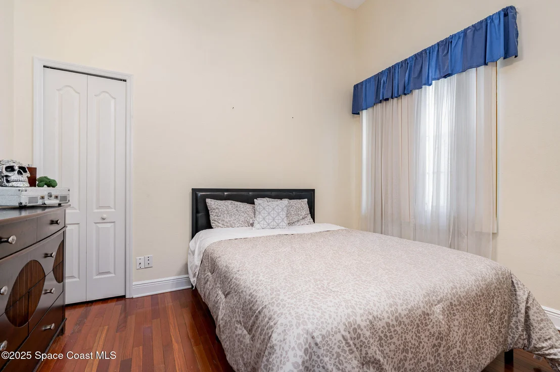 Photo of 2412 Woodfield Circle
