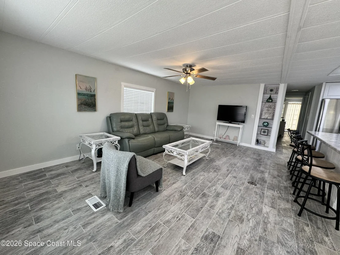 Photo of 805 Wren Circle