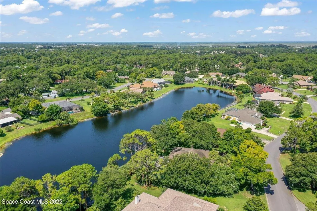 Photo of 7933 Timberlake Drive