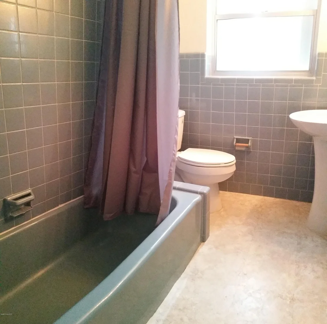 Photo of 310 Bunker Street