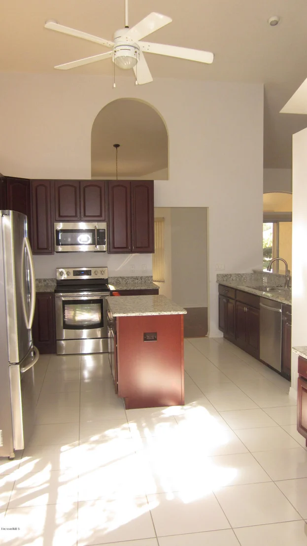 Photo of 474 Prestwick Court