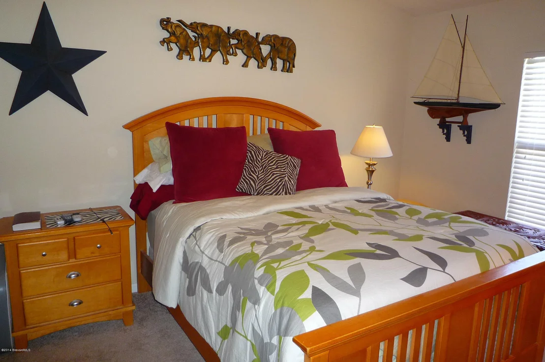 Photo of Unit 104 at 910 Luminary Circle