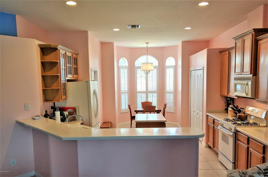 Photo of 111 SE Ridgemont Circle SE