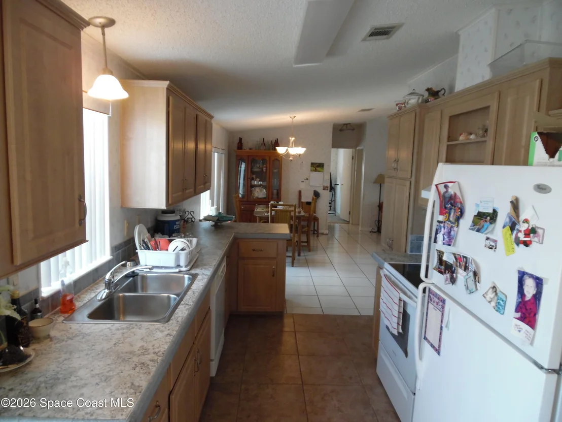 Photo of 839 Wren Circle