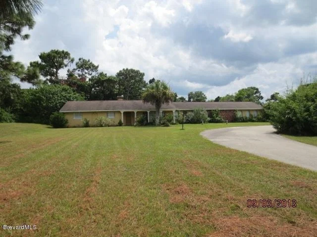 Photo of 4055 Pinewood Road