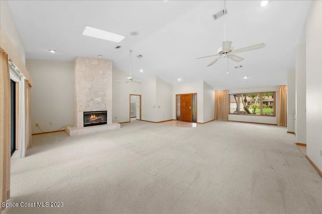 Photo of 1406 Gleneagles Way