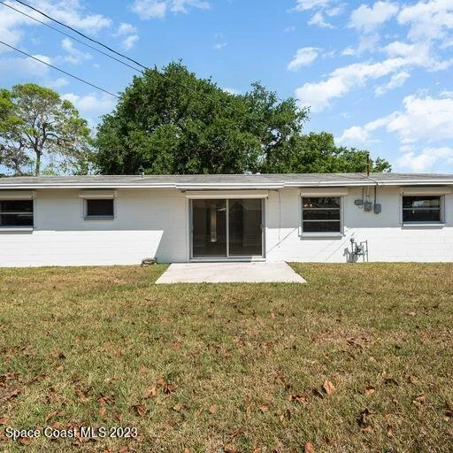 Photo of 1378 Estridge Drive