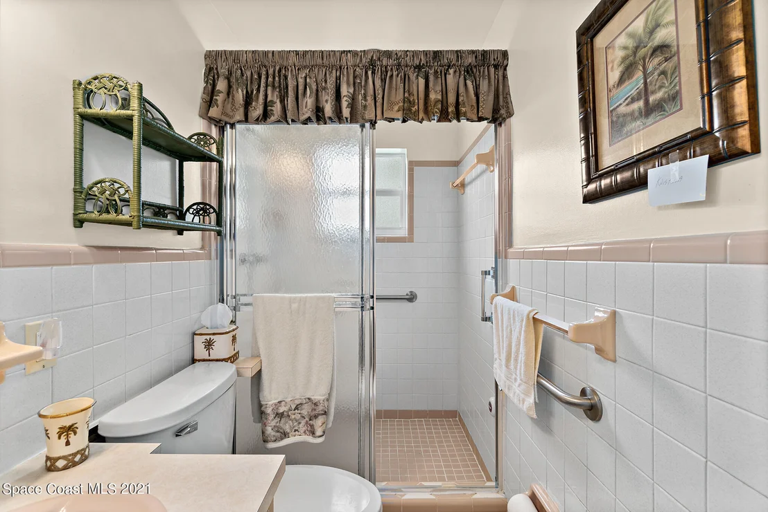 Photo of 1061 Alpine Drive