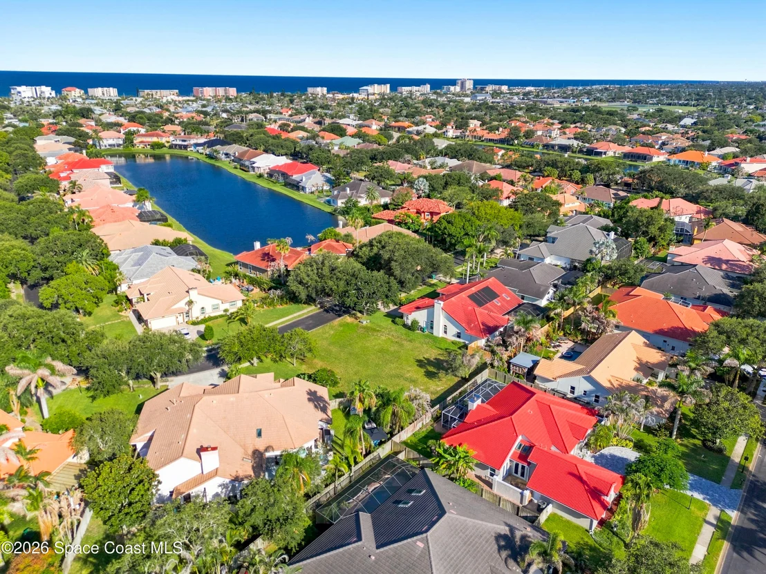 Photo of 565 Newport Drive