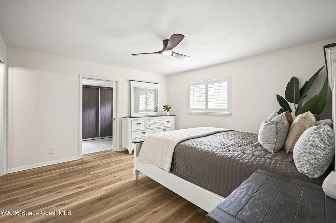 Photo of 500 Seabreeze Drive