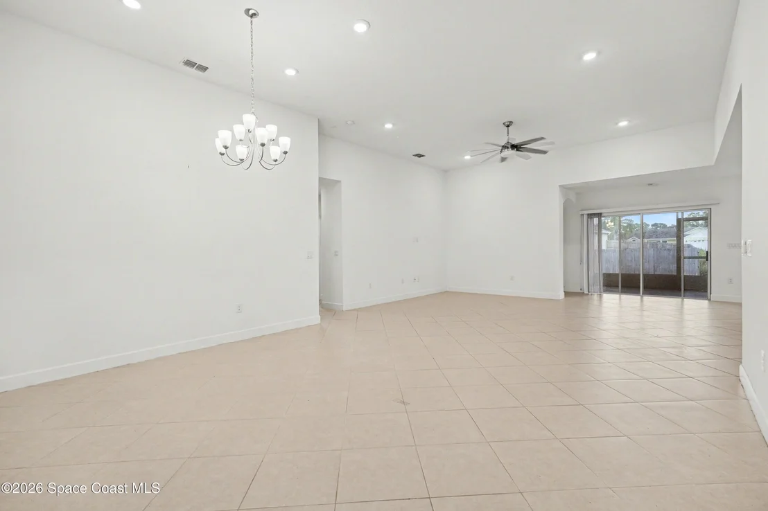 Photo of 1706 Elmhurst Circle SE