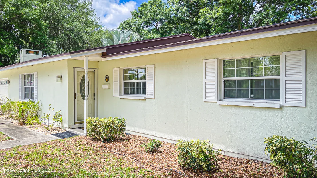 Photo of 634 Orange Court