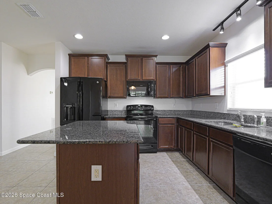 Photo of 116 Amherst Lane