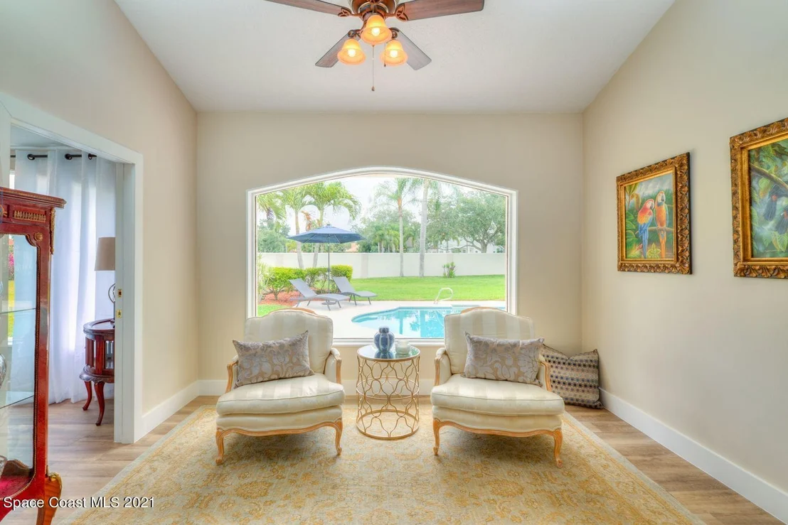 Photo of 701 Oak Park Drive