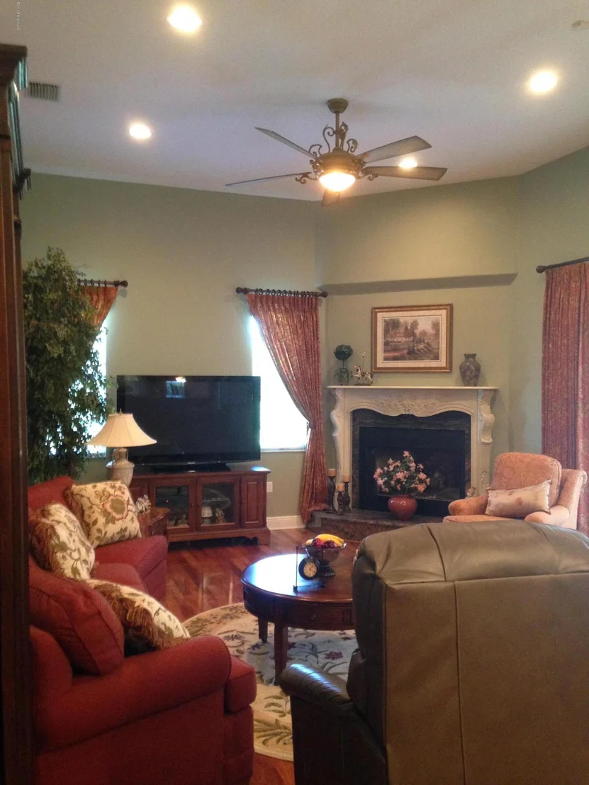 Photo of 4755 Dixie Way