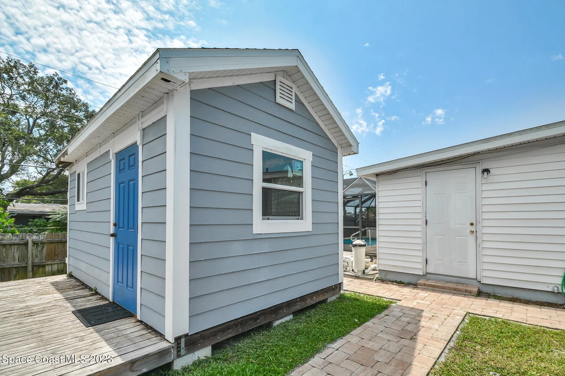 Photo of 1457 Albert Drive