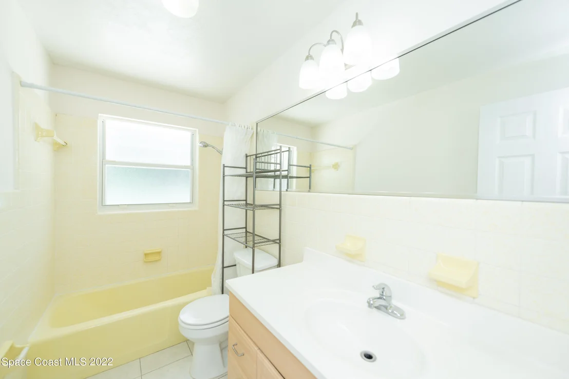 Photo of 2085 Harlock Road